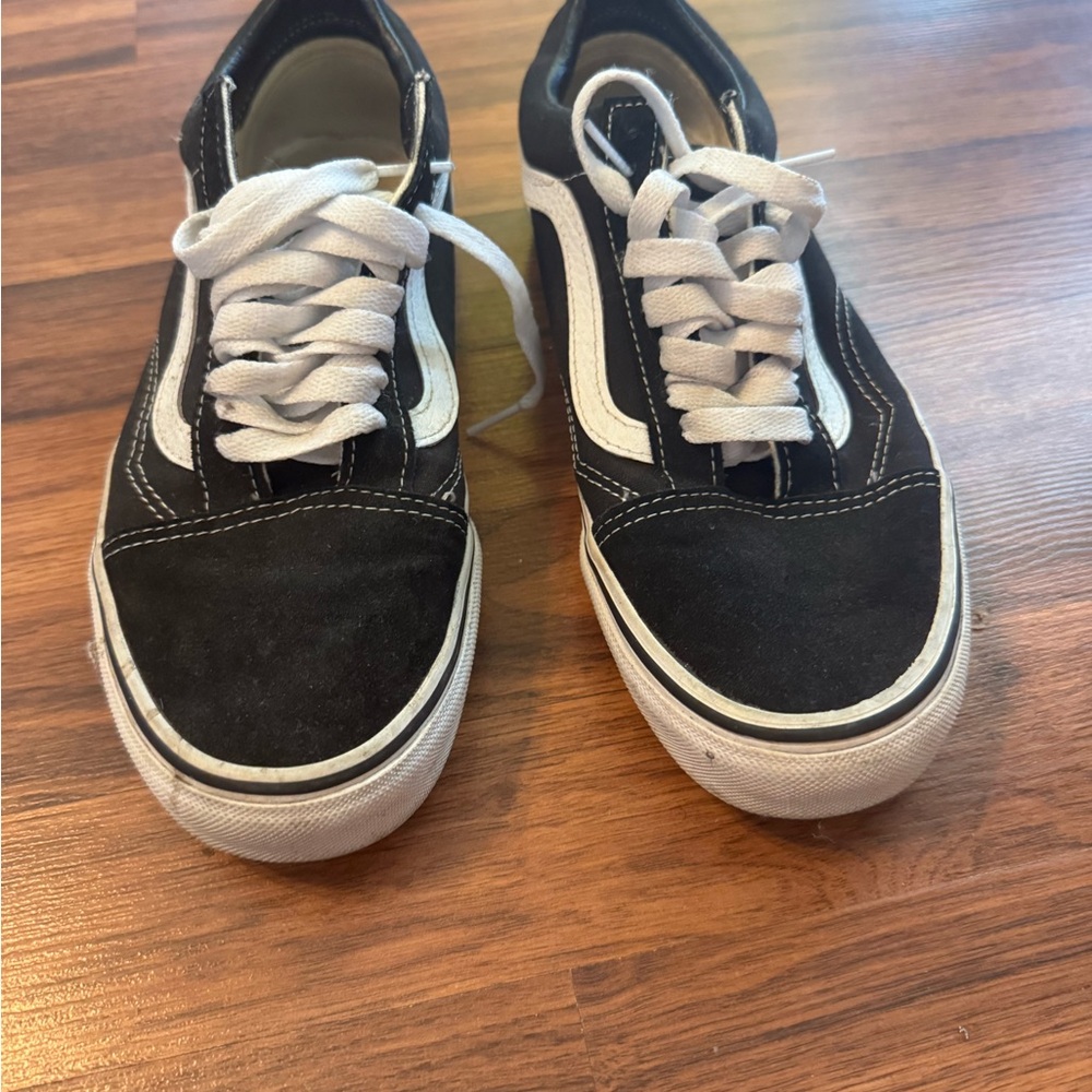 Vans Black and White Old Skool Sneakers - Picture 3 of 7